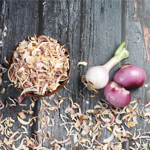 Dehydrated Pink Onion Flakes